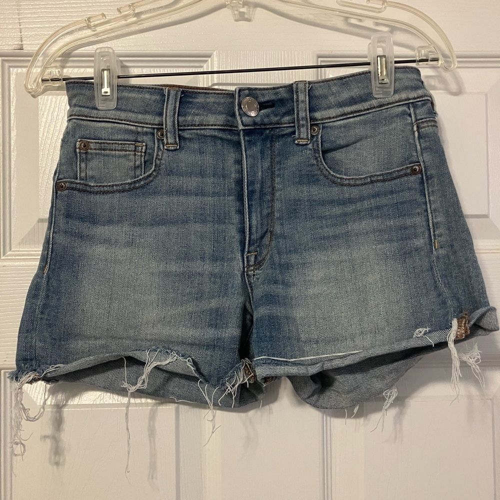 American Eagle Women’s 4 Super Super Stretch Shorts